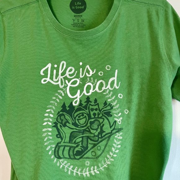 Life Is Good Green Holiday Short Sleeve T Shirt Jake & Rocket Dog Sledding S - Picture 4 of 5